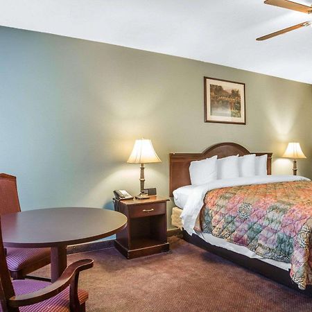 Quality Inn & Suites Cameron Park Shingle Springs Εξωτερικό φωτογραφία